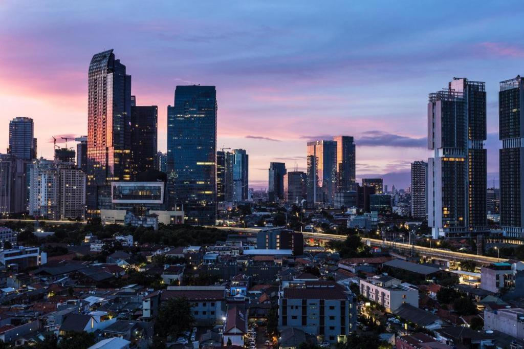 โรงแรมฟาลาเตฮัน จาการ์ตา ภายนอก รูปภาพ